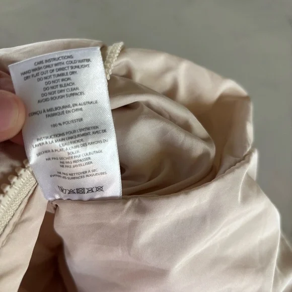 Wilo Cream Side Cinch Bag - Picture 13 of 14